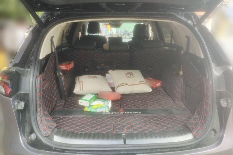 Used BYD Tang 2018 2.0T Automatic SmartConnect Prestige 7-Seater China V Standard Trunk