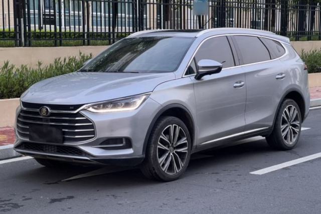 Used BYD Tang 2018 2.0T Automatic Smart Connect Prestige 7-Seater China V Standard