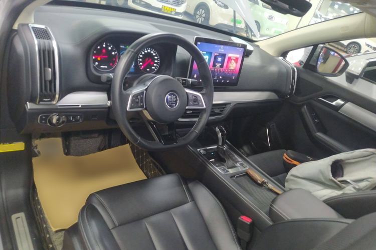 Used BYD Tang 2018 2.0T Automatic Smart Connect Prestige 7-Seater China V Standard Center Console