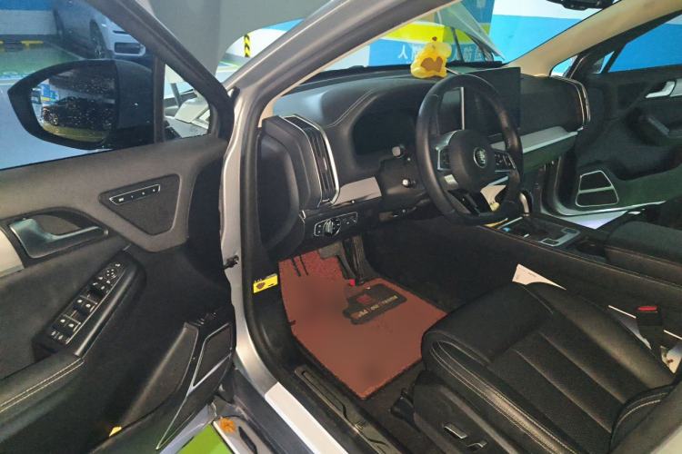 Used BYD Tang 2018 2.0T Automatic SmartConnect Prestige 7-Seater China V Standard Driver Seat