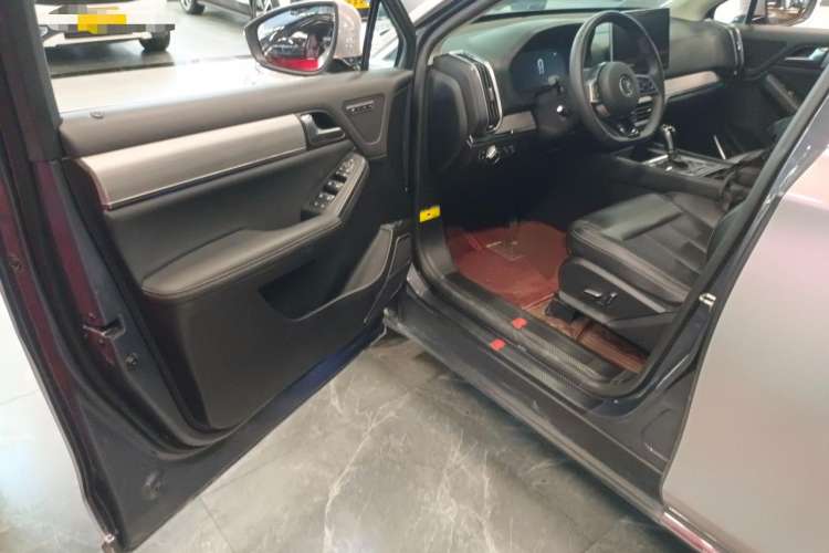 Used BYD Tang 2018 2.0T Automatic SmartConnect Prestige 7-Seater China V Standard Driver Seat