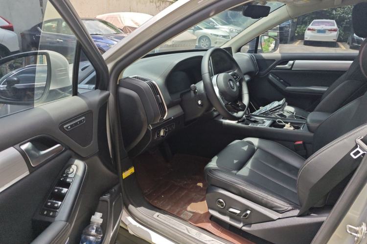 Used BYD Tang 2018 2.0T Automatic SmartConnect Prestige 7-Seater China V Standard Driver Seat