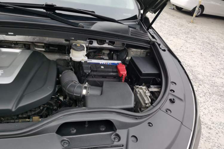 Used BYD Tang 2018 2.0T Automatic Smart Connect Prestige 7-Seater China V Standard Engine Bay Left