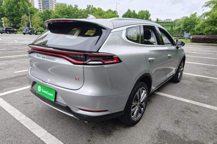 Used BYD Tang 2018 2.0T Automatic Smart Connect Prestige 5-Seater National Emission Standard V Exterior 4
