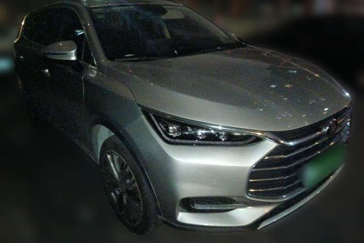 Used BYD Tang 2018 2.0T Automatic SmartConnect Prestige 5-Seater Emission Standard China V Front Right 45 Deg