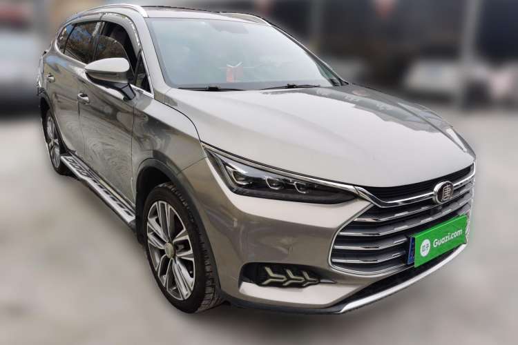 Used BYD Tang 2018 2.0T Automatic Smart Connect Prestige 7-Seater China V Standard Front Right 45 Deg