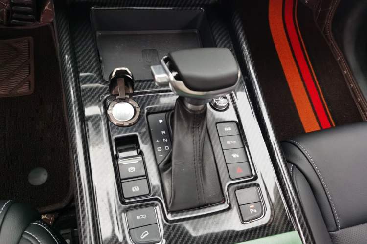 Used BYD Tang 2018 2.0T Automatic Smart Connect Prestige 7-Seater China V Standard Gear Lever