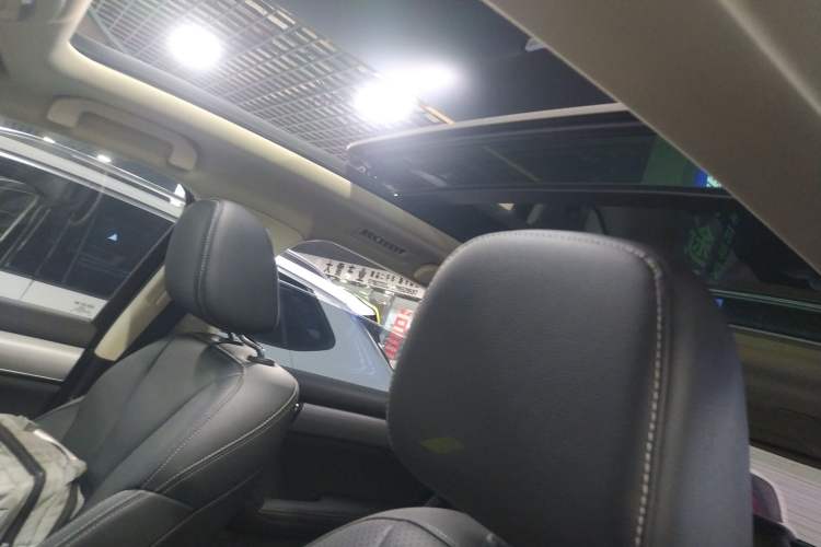 Used BYD Tang 2018 2.0T Automatic Smart Connect Prestige 7-Seater China V Standard Headliner