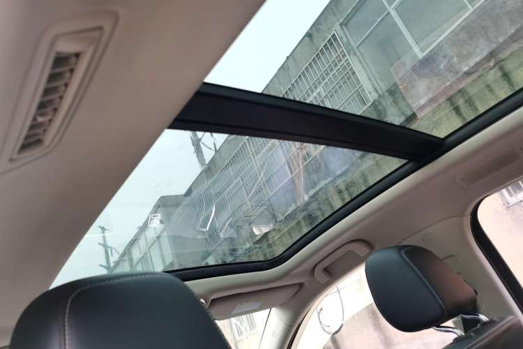 Used BYD Tang 2018 2.0T Automatic Smart Connect Prestige 7-Seater China V Standard Headliner