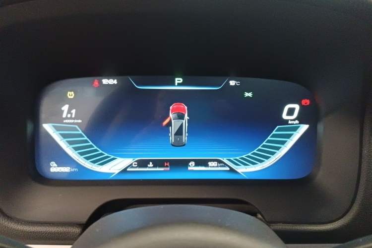 Used BYD Tang 2018 2.0T Automatic SmartConnect Prestige 7-Seater China V Standard Instrument Cluster