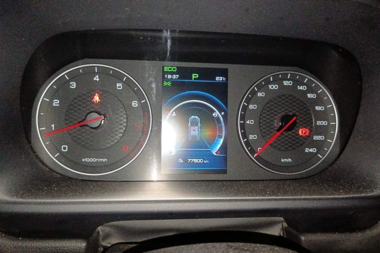 Used BYD Tang 2018 2.0T Automatic SmartConnect Prestige 5-Seater Emission Standard China V Instrument Cluster