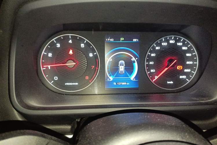 Used BYD Tang 2018 2.0T Automatic Smart Connect Prestige 7-Seater China V Standard Instrument Cluster