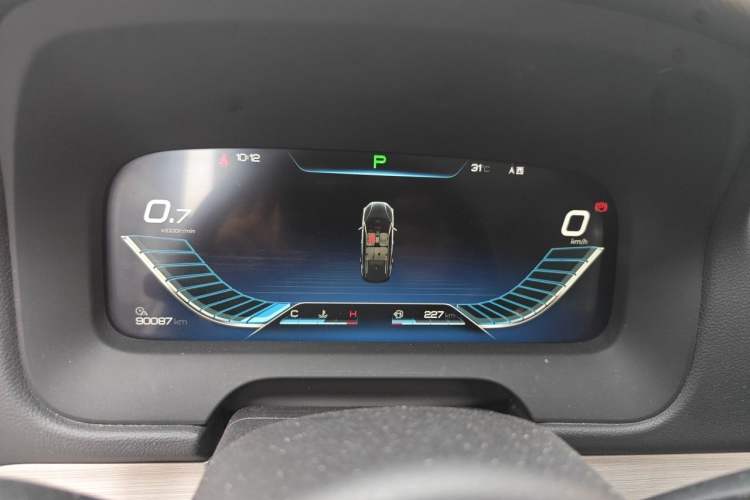 Used BYD Tang 2018 2.0T Automatic Smart Connect Prestige 5-Seater National Emission Standard V Instrument Cluster