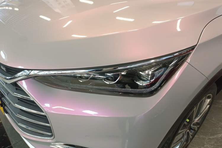 Used BYD Tang 2018 2.0T Automatic SmartConnect Prestige 7-Seater China V Standard Left Front Headlight