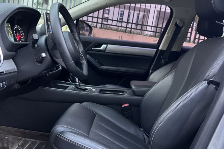 Used BYD Tang 2018 2.0T Automatic Smart Connect Prestige 7-Seater China V Standard Left Front Seat