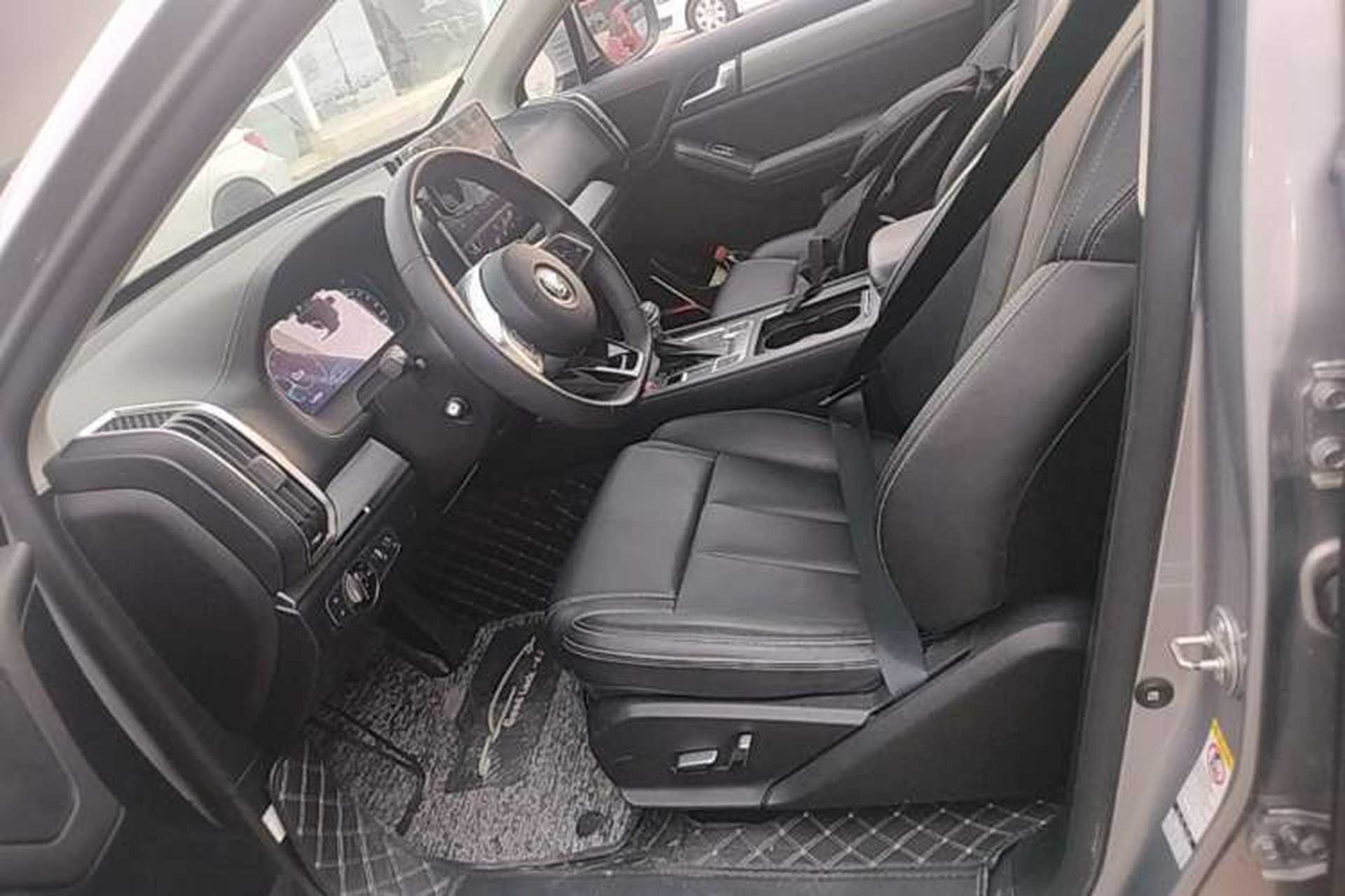 Used BYD Tang 2018 2.0T Automatic SmartConnect Prestige 7-Seater China V Standard Left Front Seat