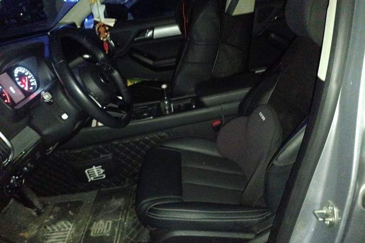 Used BYD Tang 2018 2.0T Automatic Smart Connect Prestige 7-Seater China V Standard Left Front Seat