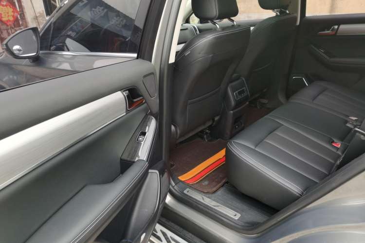 Used BYD Tang 2018 2.0T Automatic Smart Connect Prestige 7-Seater China V Standard Left Rear Seat