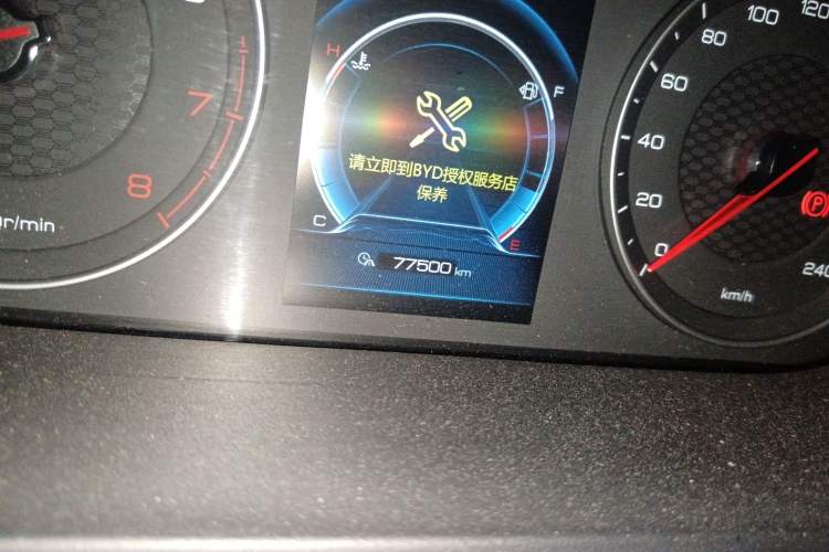 Used BYD Tang 2018 2.0T Automatic SmartConnect Prestige 5-Seater Emission Standard China V Odometer Close Up