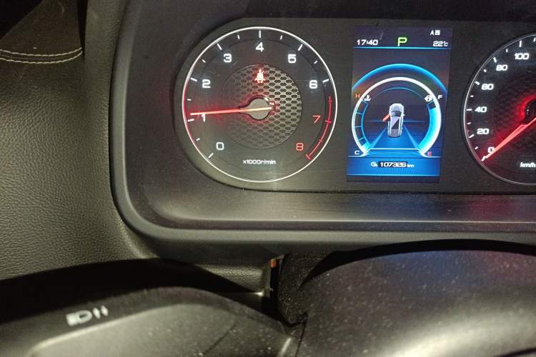 Used BYD Tang 2018 2.0T Automatic Smart Connect Prestige 7-Seater China V Standard Odometer Close Up