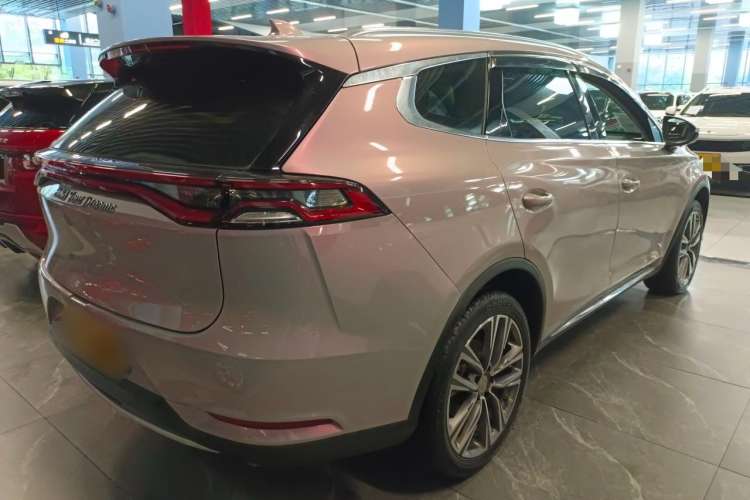 Used BYD Tang 2018 2.0T Automatic SmartConnect Prestige 7-Seater China V Standard Rear Right 45 Deg