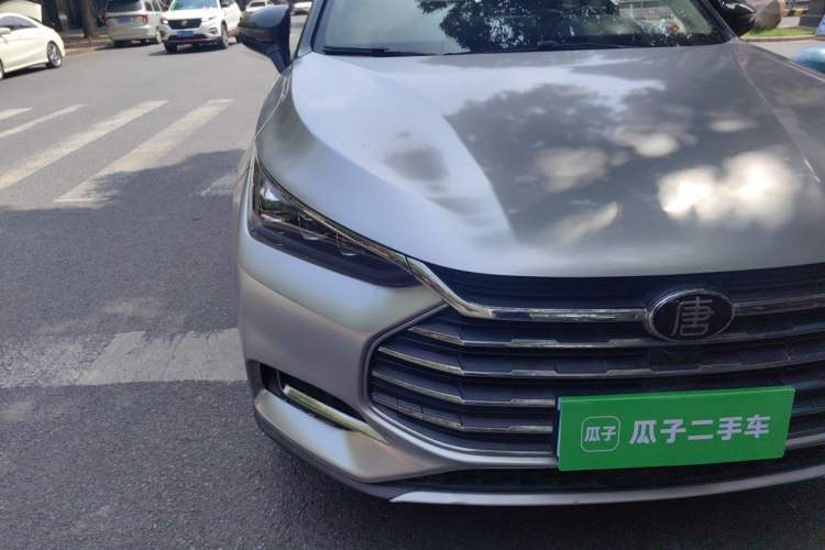 Used BYD Tang 2018 2.0T Automatic Smart Connect Prestige 7-Seater China V Standard Right Front Headlight