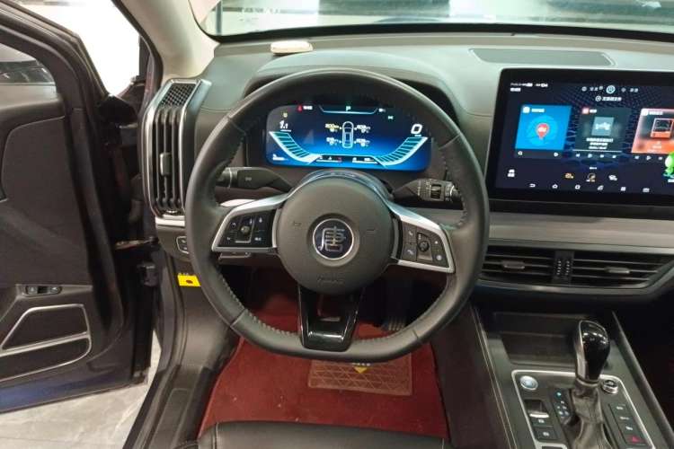 Used BYD Tang 2018 2.0T Automatic SmartConnect Prestige 7-Seater China V Standard Steering Wheel