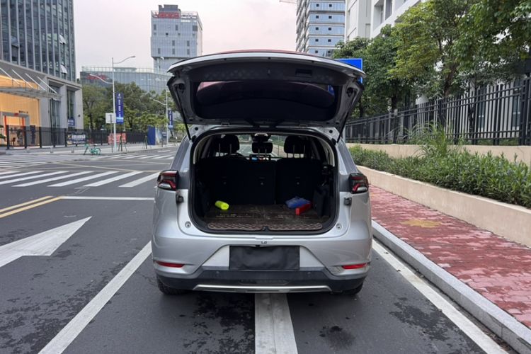Used BYD Tang 2018 2.0T Automatic Smart Connect Prestige 7-Seater China V Standard Trunk