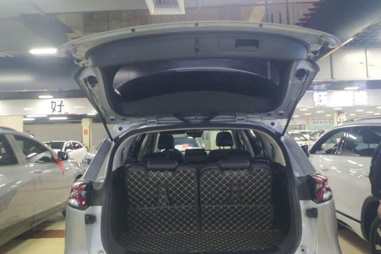 Used BYD Tang 2018 2.0T Automatic Smart Connect Prestige 7-Seater China V Standard Trunk