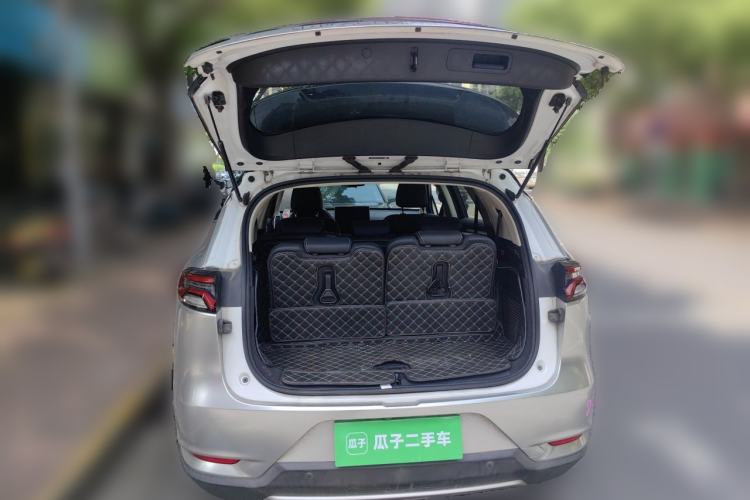 Used BYD Tang 2018 2.0T Automatic Smart Connect Prestige 7-Seater China V Standard Trunk