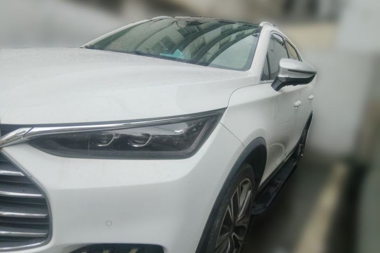 Used BYD Tang 2018 2.0T Automatic SmartConnect Luxury Version 7 Seats China V Standard Guazi used car, China used car export, Used car for sale, Used cars, Cheapest cars for sale
