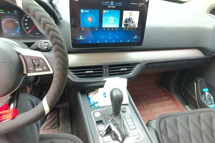 Used BYD Tang 2018 2.0T Automatic Smart Connect Prestige 7-Seater China V Standard Audio And AC Panel