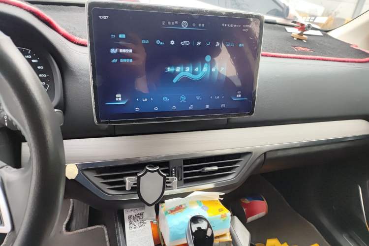 Used BYD Tang 2018 2.0T Automatic Smart Connect Prestige 7-Seater China V Standard Audio And AC Panel