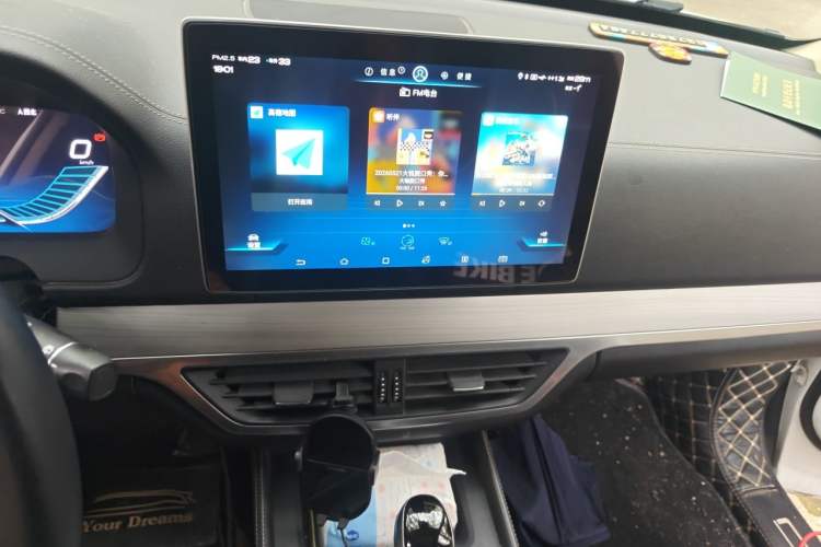 Used BYD Tang 2018 2.0T Automatic SmartConnect Prestige 7-Seater China V Standard Audio And AC Panel