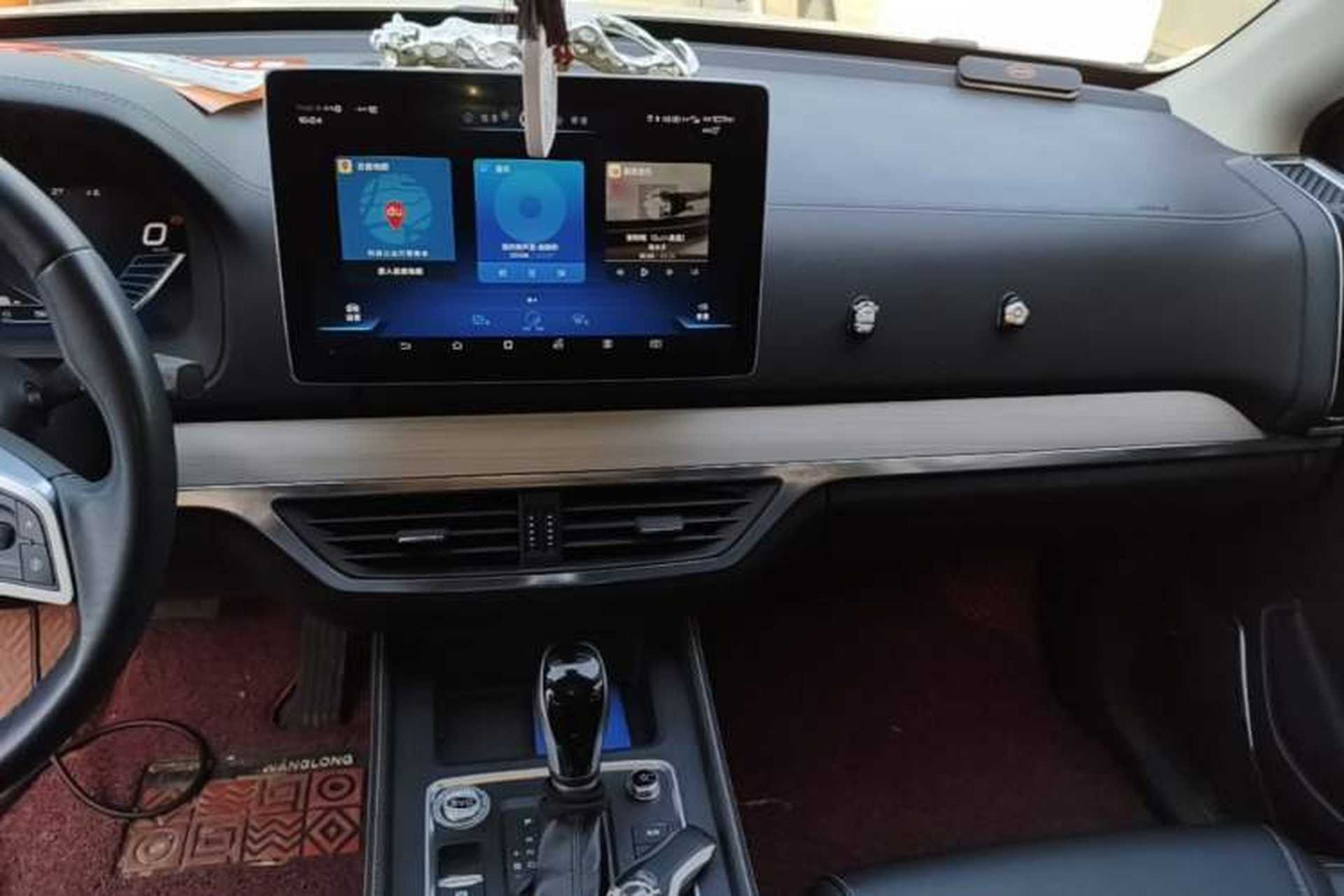 Used BYD Tang 2018 2.0T Automatic SmartConnect Prestige 7-Seater China V Standard Audio And AC Panel