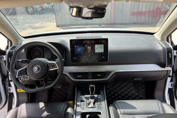 Used BYD Tang 2018 2.0T Automatic Smart Connect Prestige 7-Seater China V Standard Center Console