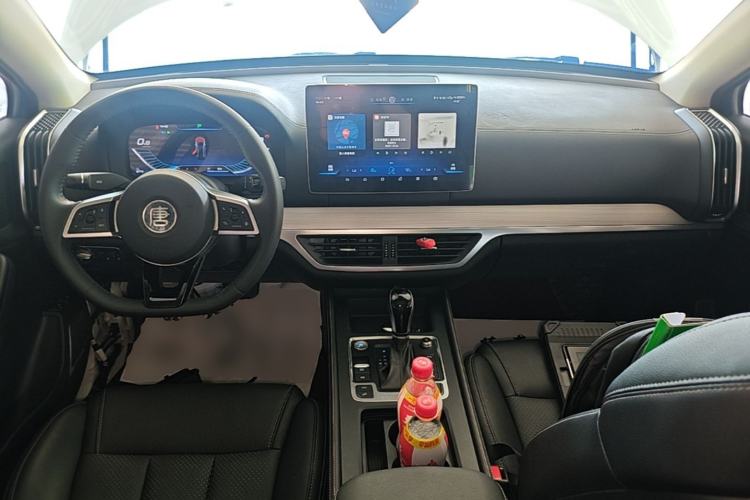 Used BYD Tang 2018 2.0T Automatic SmartConnect Prestige 7-Seater China V Standard Center Console