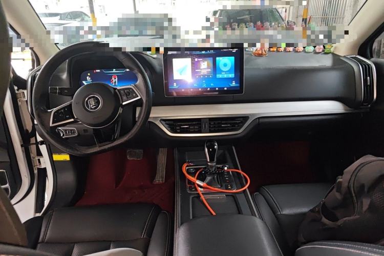 Used BYD Tang 2018 2.0T Automatic SmartConnect Prestige 7-Seater China V Standard Center Console