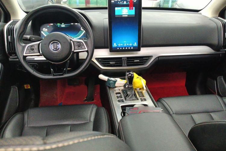Used BYD Tang 2018 2.0T Automatic SmartConnect Prestige 7-Seater China V Standard Center Console