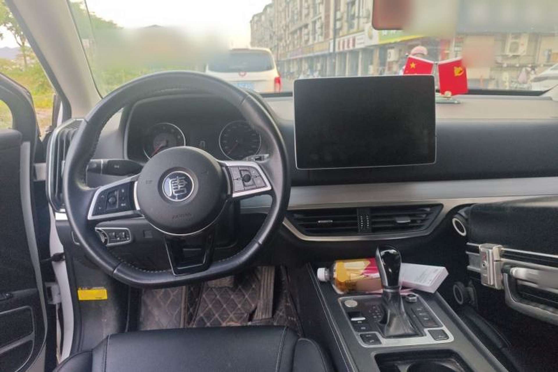 Used BYD Tang 2018 2.0T Automatic Smart Connect Prestige 7-Seater China V Standard Center Console