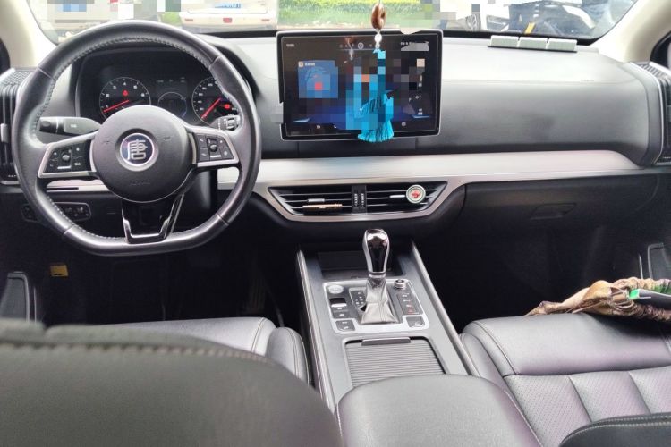 Used BYD Tang 2018 2.0T Automatic Smart Connect Prestige 7-Seater China V Standard Center Console