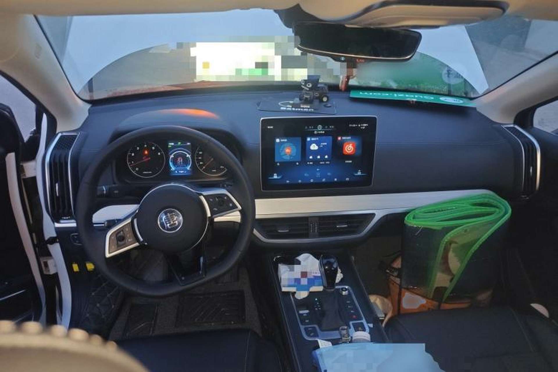 Used BYD Tang 2018 2.0T Automatic SmartConnect Prestige 5-Seater Emission Standard China V Center Console