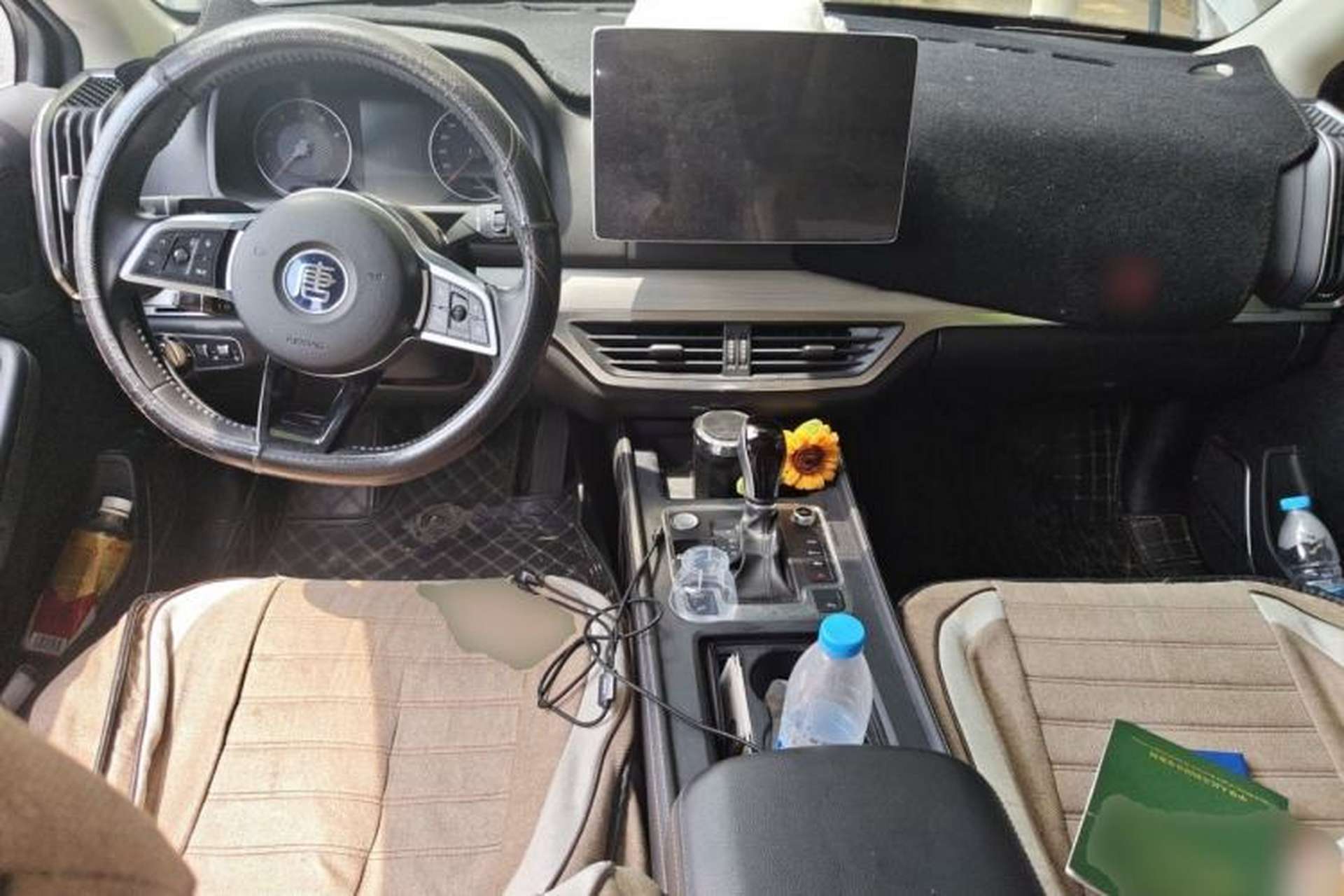 Used BYD Tang 2018 2.0T Automatic SmartConnect Prestige 5-Seater Emission Standard China V Center Console
