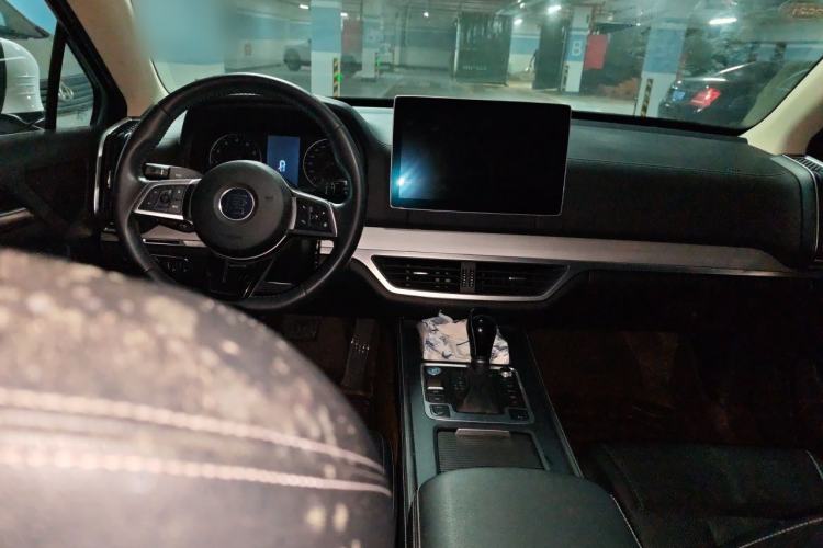 Used BYD Tang 2018 2.0T Automatic SmartConnect Prestige 5-Seater Emission Standard China V Center Console