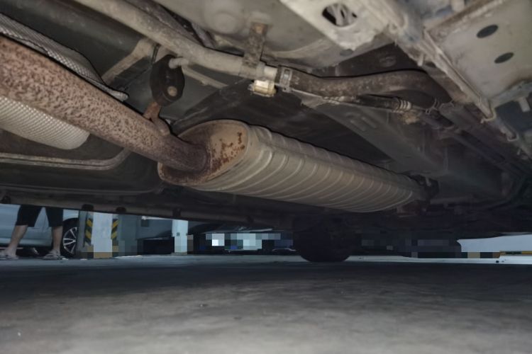 Used BYD Tang 2018 2.0T Automatic Smart Connect Prestige 7-Seater China V Standard Chassis Rear Right