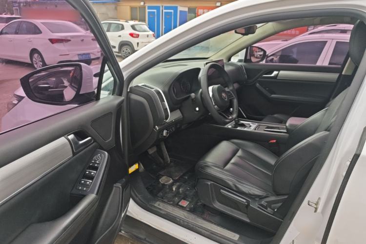 Used BYD Tang 2018 2.0T Automatic SmartConnect Luxury Edition 5 Seats China V Standard Driver Seat