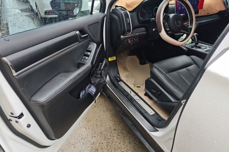 Used BYD Tang 2018 2.0T Automatic Smart Connect Prestige 7-Seater China V Standard Driver Seat
