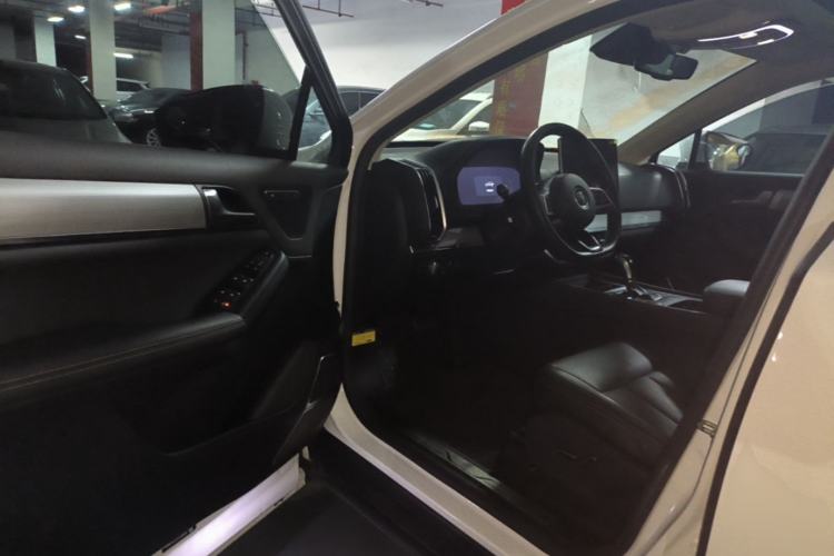 Used BYD Tang 2018 2.0T Automatic SmartConnect Prestige 7-Seater China V Standard Driver Seat
