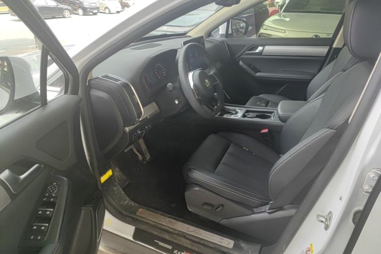 Used BYD Tang 2018 2.0T Automatic Smart Connect Prestige 7-Seater China V Standard Driver Seat