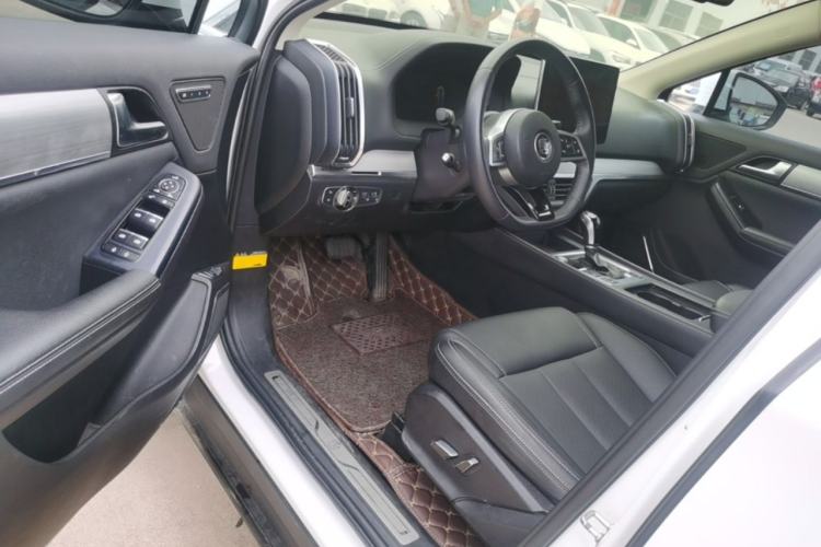 Used BYD Tang 2018 2.0T Automatic SmartConnect Prestige 7-Seater China V Standard Driver Seat